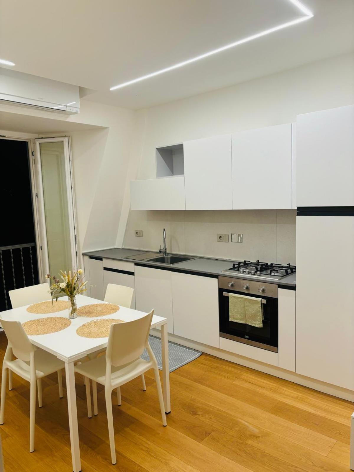 La Mombellina Oltre Home Holidays Sanremo Exteriör bild