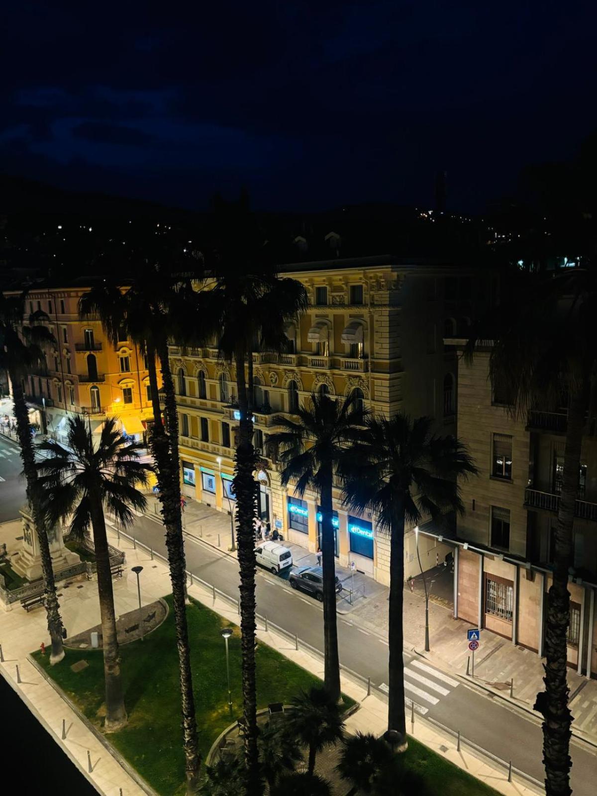La Mombellina Oltre Home Holidays Sanremo Exteriör bild